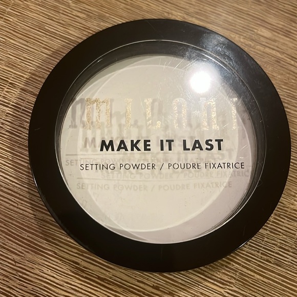 Makeup Bundle - Picture 8 of 12